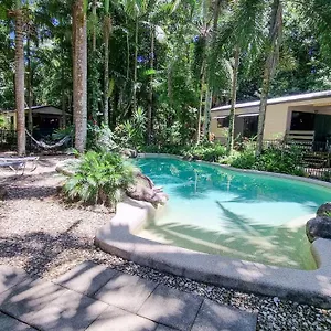 Boutique 4* Mission Beach