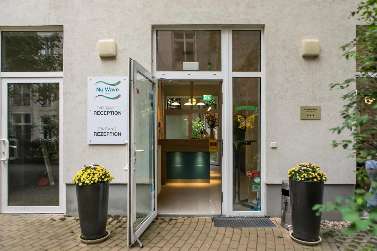 Nu Wave Hotel Berlin - Digital Check-In 2025