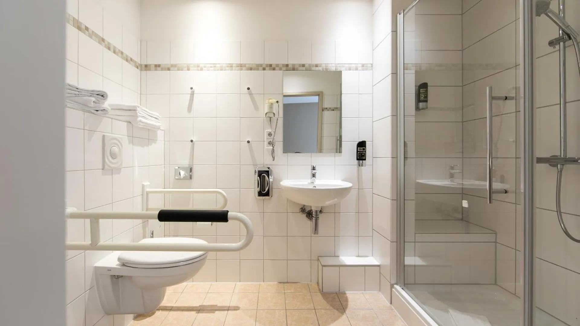 Nu Wave Hotel Berlin - Digital Check-In 2025