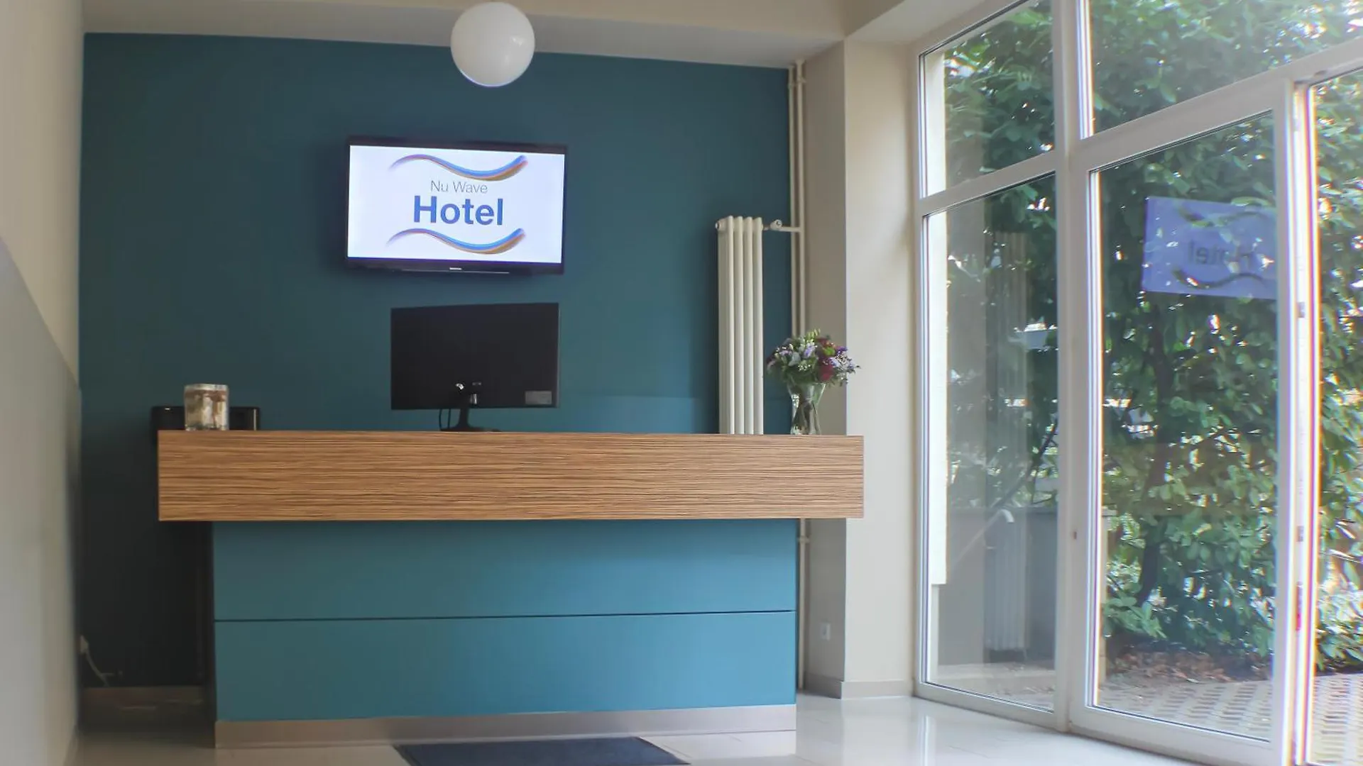 Nu Wave Hotel Berlin - Digital Check-In 2025