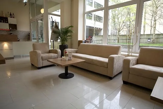 Nu Wave Hotel Berlin - Digital Check-In 2025